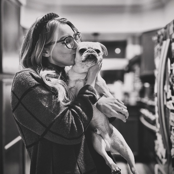 Meet your Posher, Kristen - Picture 1 of 1